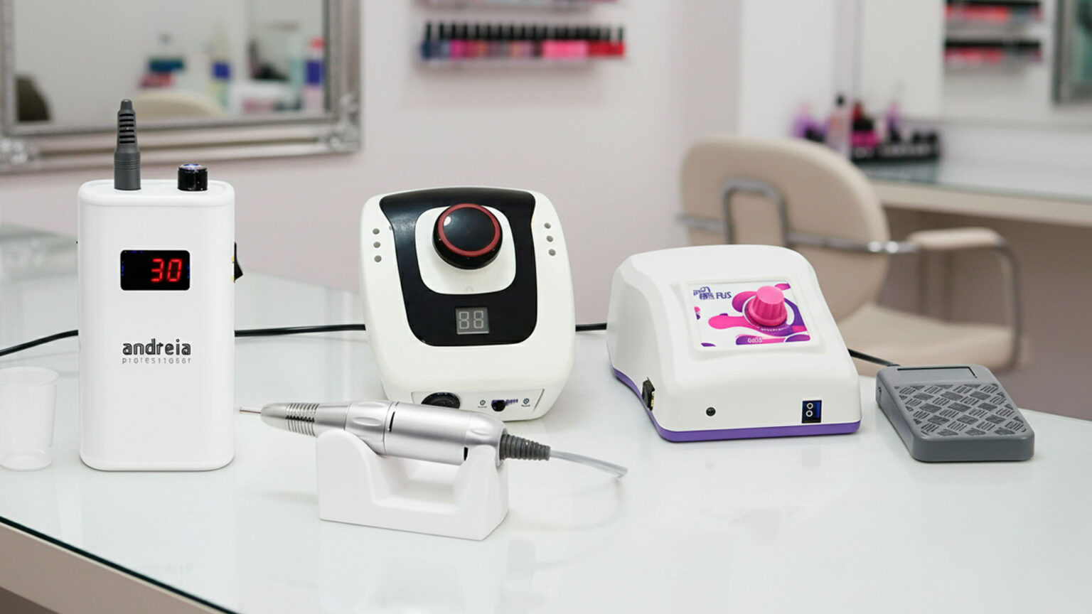 Micromotor de unhas: o guia para a compra perfeita Micromotor de unhas: o guia para a compra perfeita - Capa